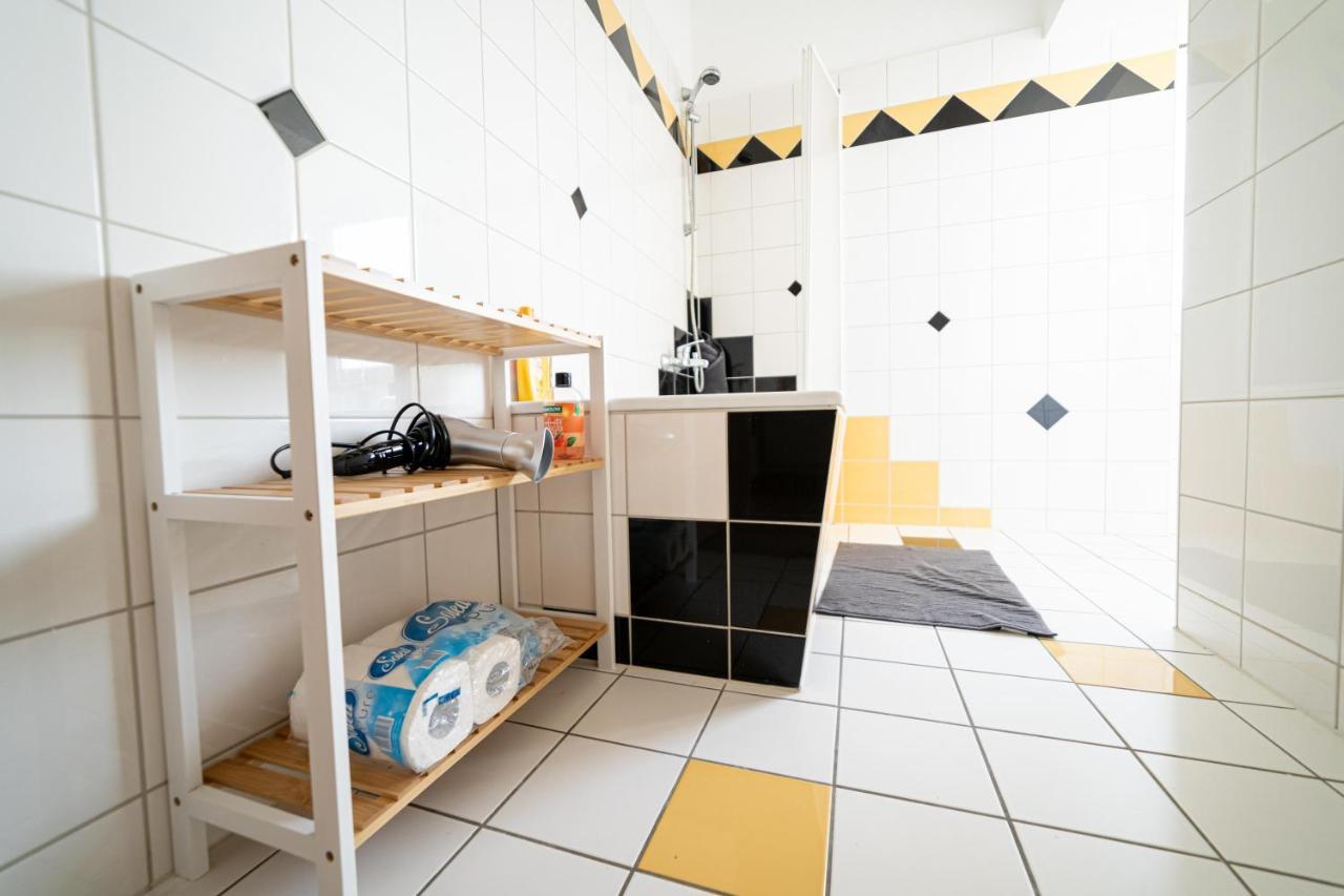 Fullhouse - Zwickau - R85 Apartments - Parking - 3 Beds - Nespresso Exterior photo